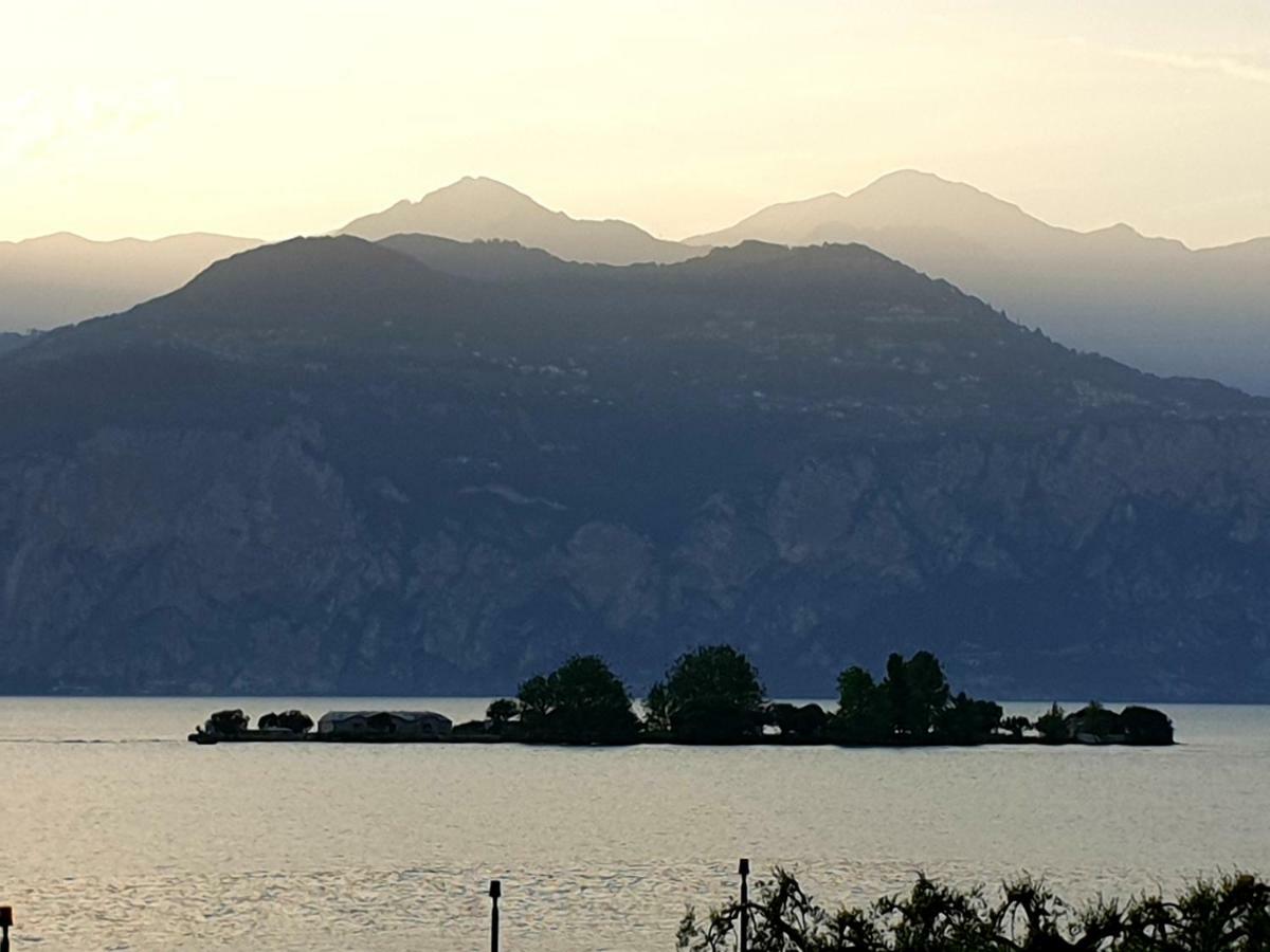 Assenza Lake Front Sweet Apartment Brenzone sul Garda Exterior foto